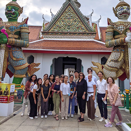 Students Learn from Thai Scholars
