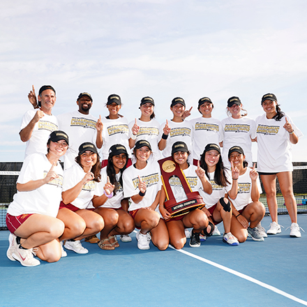 Athenas Tennis Team Wins National Title!