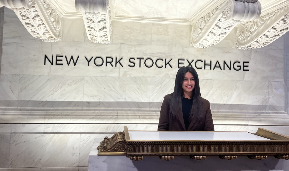 Zara Vakarth '24 at the NYSE.