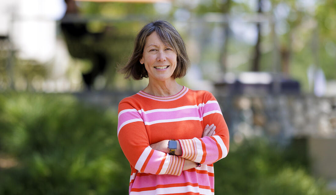 Pam Tanase ’88.