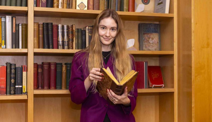 Prof. Joani Etskovitz in office