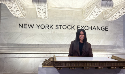 Zara Vakarth '24 at the NYSE.