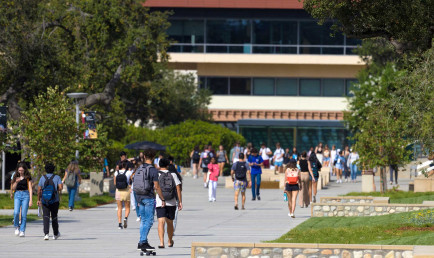 CMC students walking on campus.