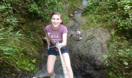 Tarmar Kaplan climbing