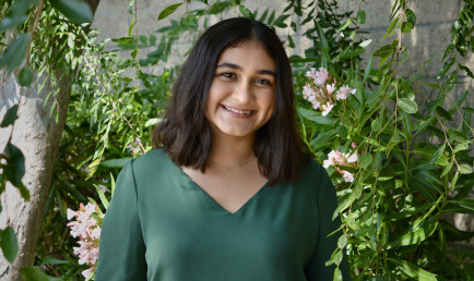 Portrait of Elena Castellanos ’21, a Luce Scholar with the Henry Luce Foundation